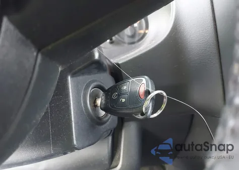 2015 Jeep Patriot High Altitude Edition z USA, uszkodzony, nr VIN 1C4NJRFB6FD217828